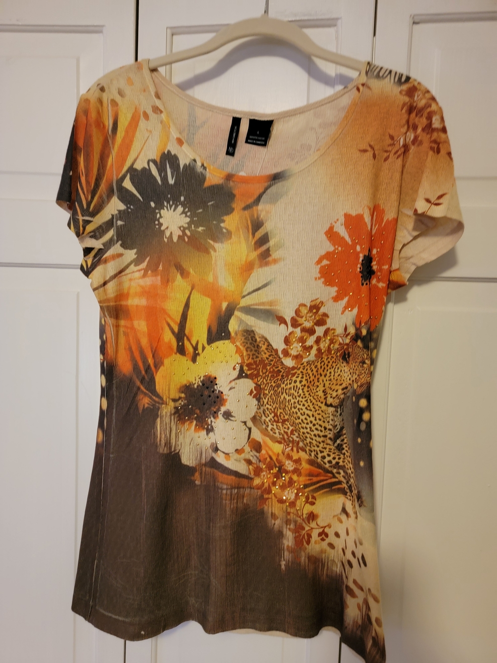 new directions Orange Multi Floral & Leopard Short Sleeve Top Size L NWT
